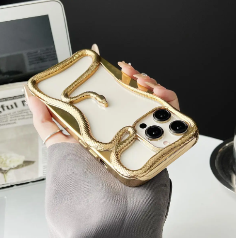 Luxury 3D Gold Snake iPhone Case – Fits iPhone 13, 14, 15, 16 Pro Max