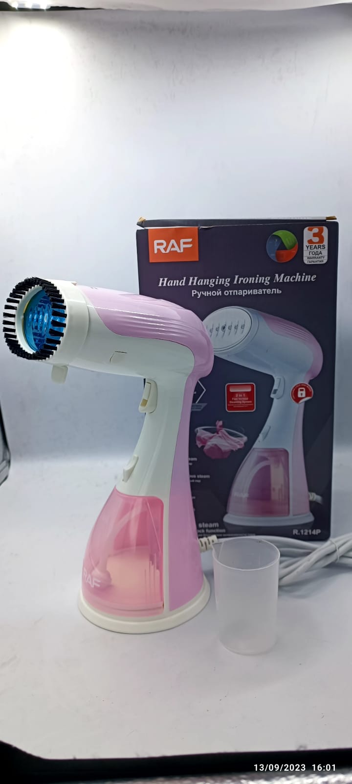 Portable Garment Steamer & Hand Hanging iron Machine Pink